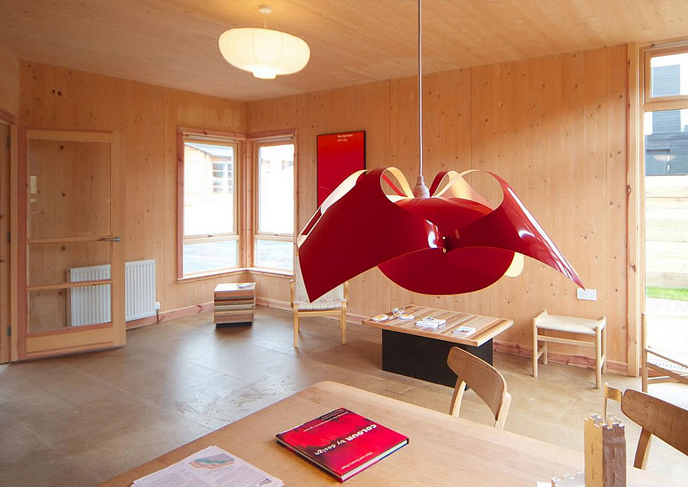 Bildrechte: Flickr Plot 4.1: The Timber House Tom P CC BY-SA 2.0 Bestimmte Rechte vorbehalten