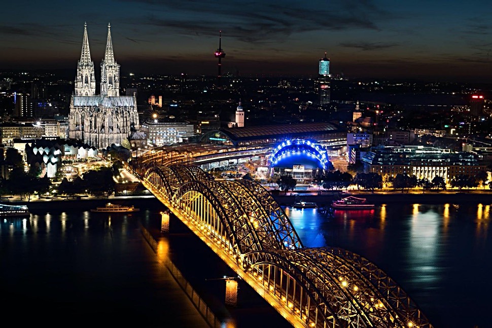 Millionenstadt Köln: Hier leben Menschen aus rund 180 verschiedene Nationalitäten eng beieinander. - Foto: pixabay.com © gerdrohsdesign (CC0 Creative Commons)