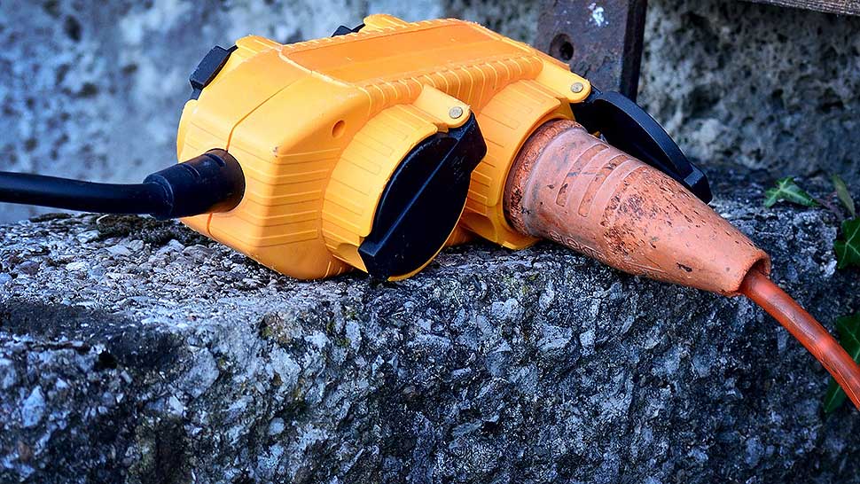 Von der Betriebsspannung bis zum Preis gibt es beim Kauf eines Schweißgeräts einiges zu beachten. Foto: Manfred Antranias Zimmer / pixabay Von der Betriebsspannung bis zum Preis gibt es beim Kauf eines Schweißgeräts einiges zu beachten. Foto: Manfred Antranias Zimmer / pixabay