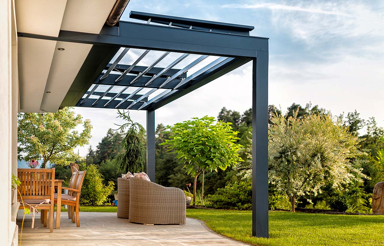 Lamellendächer nach Maß. Foto: Ziga Plahutar / iStock.com