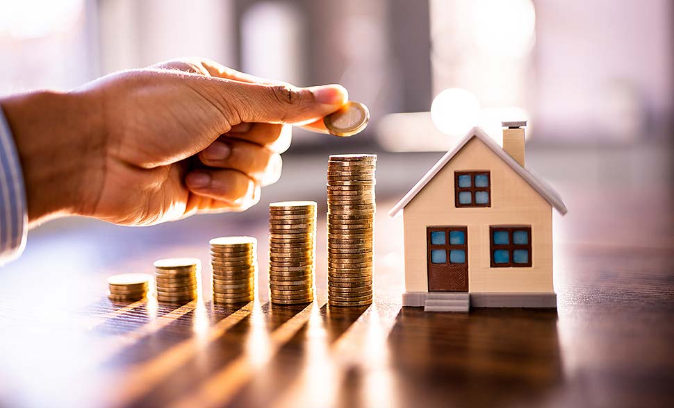 Ein Vergleich der Baufinanzierungsrechner von BAUFI24 und Interhyp. Funktionen, Beratung und Erfahrungen im Test. Foto: AndreyPopov / iStock.com